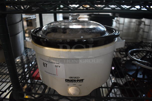 Rival Model 3950 Countertop Crockpot. 120 Volts, 1 Phase. 14x12x10. Tested and Working!