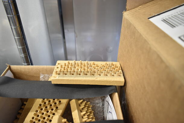BRAND NEW SCRATCH AND DENT! Box of Approximately 18 HP004087260 Vulcan 00-408726-000G7 Ceramic Set, 18 Pieces - Image 5 of 6