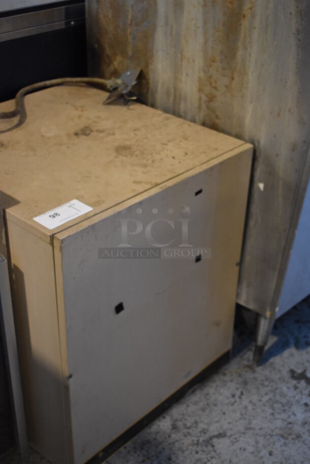 Manitowoc BY0424A Series 420 Metal Commercial Ice Head. 115 Volts, 1 Phase. 22.5x24x25 - Image 3 of 5