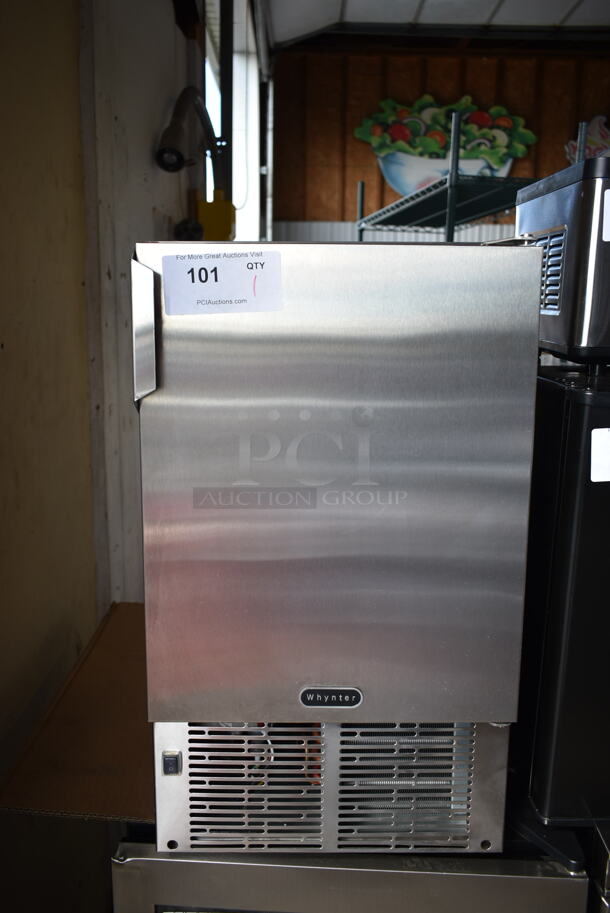 BRAND NEW SCRATCH AND DENT! Whynter MIM-14231SS Stainless Steel 14” Undercounter Automatic Marine Ice Maker 23lb Daily Output. See Pictures for Dent. 115 Volts, 1 Phase. Tested and Working! - Image 2 of 7