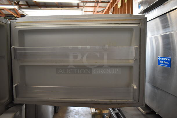 Whirlpool WRT511SZDW00 Metal Cooler Freezer Combo. 115 Volts, 1 Phase. Tested and Powers On But Does Not Get Cold - Image 3 of 6