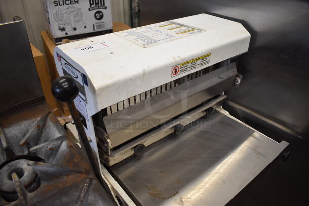 Oliver 777-NT Metal Commercial Floor Style Bread Loaf Slicer. 115 Volts, 1 Phase. 25x24x47. Tested and Working! - Image 5 of 6
