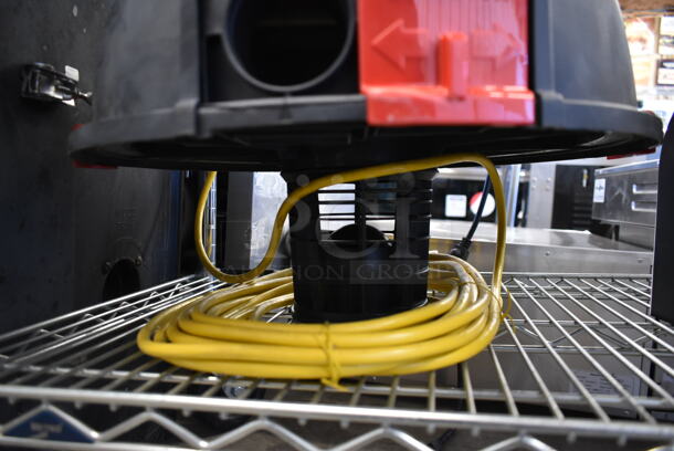 Black Poly Wet Dry Vacuum Top Piece. - Image 3 of 5