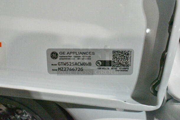 BRAND NEW SCRATCH AND DENT! General Electric GE GTW525ACWOWB  4.3 cu. ft. Top Load Electric Commercial Washer - Free Use. 120 Volts, 1 Phase.  - Image 9 of 9