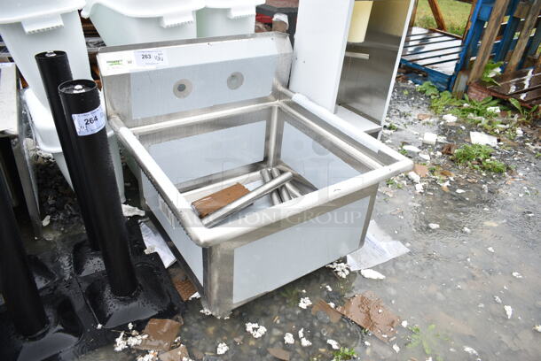 BRAND NEW SCRATCH AND DENT! Regency 600S12323 28" 16-Gauge Stainless Steel One Compartment Commercial Sink with Galvanized Steel Legs and without Drainboard - 23" x 23" x 12" Bowl - Image 3 of 6