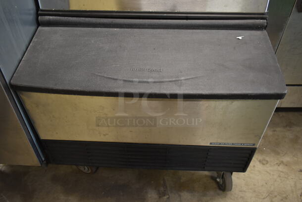 Hoshizaki Stainless Steel Commercial Ice Head on Bin w/ Commercial Casters. - Image 4 of 9