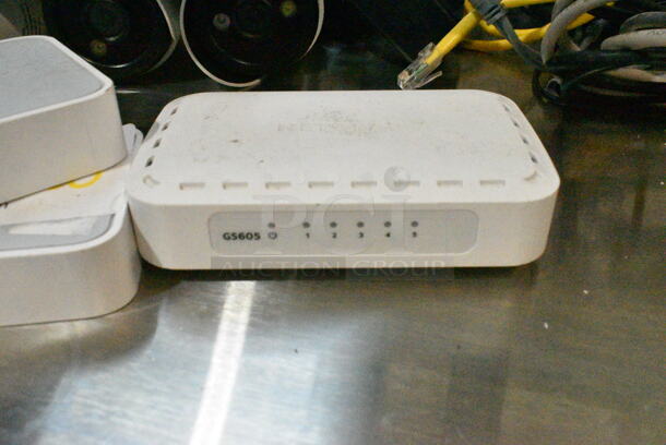 7 Night Owl CM-C20XL-BU-JF Security Cameras w/ 1 Night Owl DVR-C20X-161-JF DVR Recorder, Wiring. 7 Times Your Bid!  - Image 9 of 12