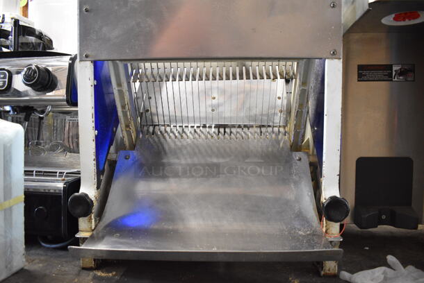 Metal Commercial Countertop Bread Loaf Slicer. 110 Volts, 1 Phase. Tested and Working! - Image 3 of 6