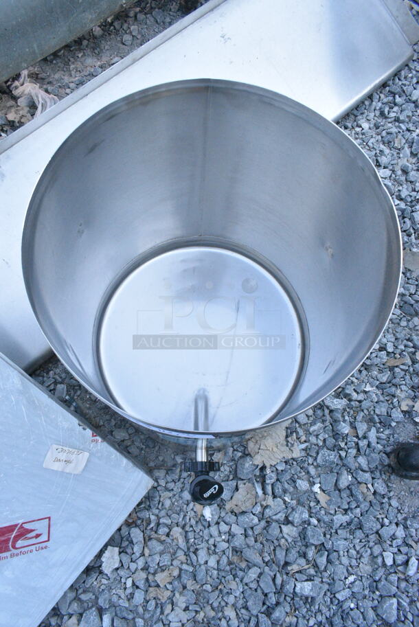 BRAND NEW SCRATCH AND DENT! Curtis TC-7H 7 Gallon Iced Coffee / Cold Brew Dispenser - Image 3 of 5