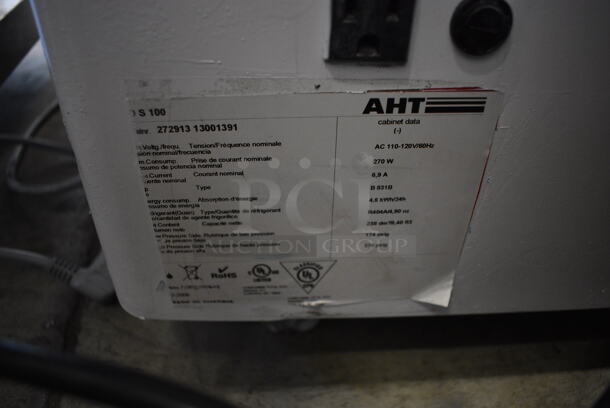 AHT RIO S 100 Metal Commercial Chest Freezer Merchandiser on Commercial Casters. 110-120 Volts, 1 Phase. 40x26x35.5. Tested and Working! - Image 6 of 6