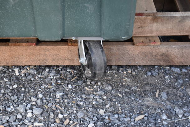 BRAND NEW SCRATCH AND DENT! Toter FR040-00940 4 Cubic Yd. Green Front End Loading Mobile Trash Container / Dumpster w/ 2000 lb. Capacity on Commercial Casters. 87x56x68 - Image 4 of 8