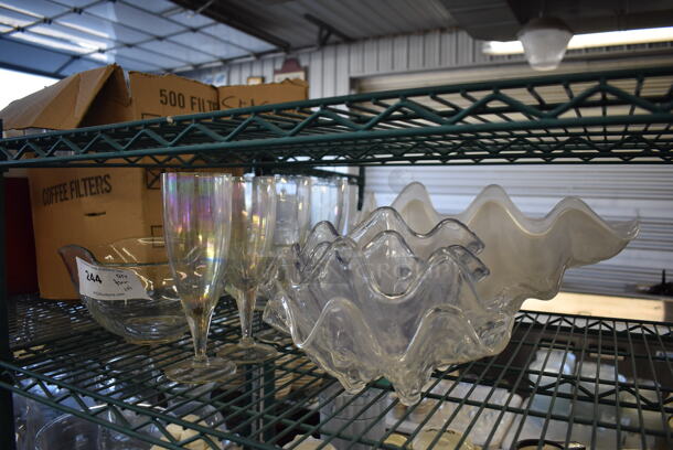 ALL ONE MONEY! Tier Lot of Various Items Including Glassware - Image 5 of 5