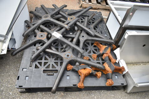 ALL ONE MONEY! Pallet Lot of 20 Black Metal Table Base Pieces