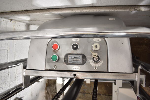2023 CU030 Metal Commercial Battery Powered 440 Pound Capacity Automatic Bowl Lift. Comes w/ Key! Tested and Working! - Image 6 of 7