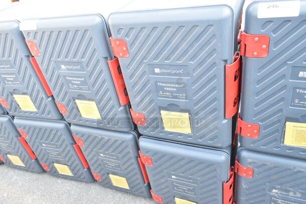 4 Plast Port Thermocase P600M Poly Portable Catering Case. 4 Times Your Bid! - Image 1 of 3
