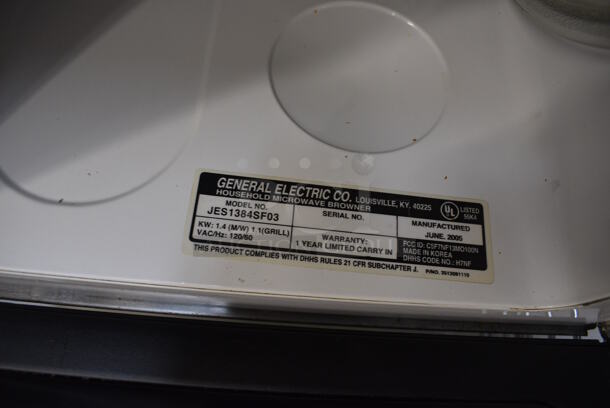 General Electric Model JES1384SF03 Stainless Steel Countertop Microwave Oven w/ Plate. 120 Volts, 1 Phase. 22x16x12 - Image 4 of 5