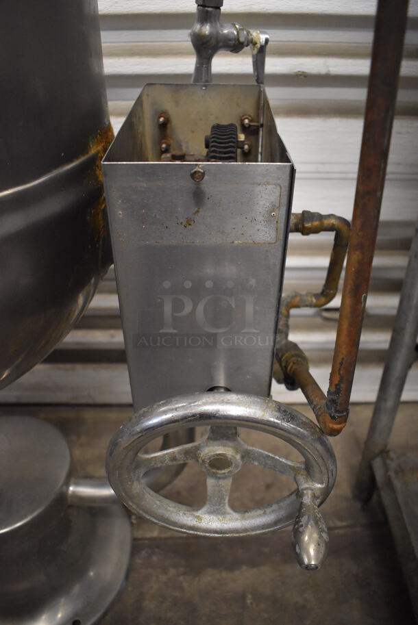 Groen DT-20 Stainless Steel Commercial Floor Style Direct Steam Powered Manual 20 Quart Tilting Steam Kettle. 40x25x45 - Image 6 of 8