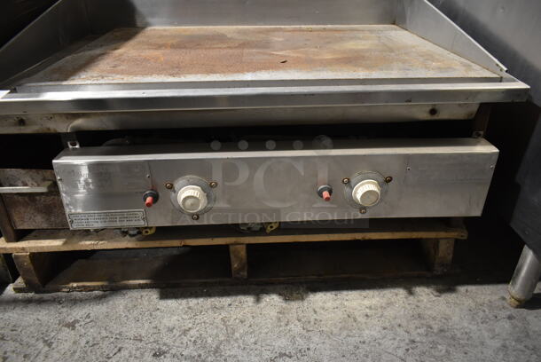 Keating 36BFLD Miraclean Stainless Steel Commercial Countertop Natural Gas Powered Chrome Top Flat Top Griddle.  - Image 3 of 4
