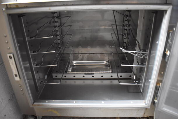 Metro C5 Stainless Steel Commercial Single Door Undercounter Warming Holding Cabinet on Commercial Casters. Tested and Working! - Image 4 of 5