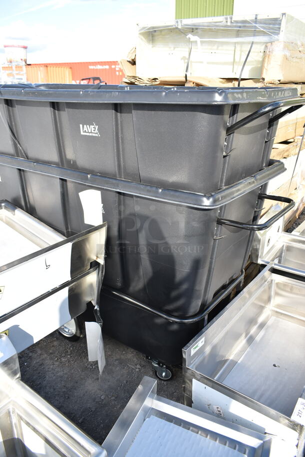 2 BRAND NEW SCRATCH AND DENT! Lavex 475AG102TBBK Black Poly 1 cu. yd. Tilt Truck. 2 Times Your Bid! - Image 5 of 6