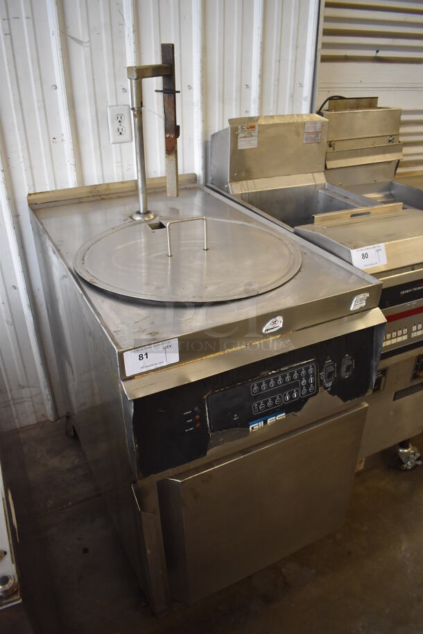 Giles Stainless Steel Commercial Electric Powered Floor Style Fryer w/ Metal Basket and Lid on Commercial Casters. 208 Volts, 3 Phase. 24x39x53 - Image 2 of 8
