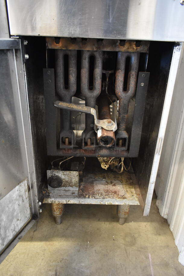Imperial Stainless Steel Commercial Floor Style Gas Powered Deep Fat Fryer w/ 2 Metal Fry Baskets. - Image 4 of 5
