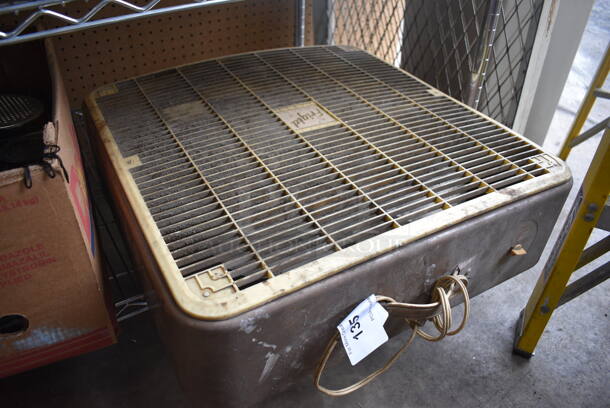 Frigid Poly Box Fan. 22x7x23 - Image 3 of 4