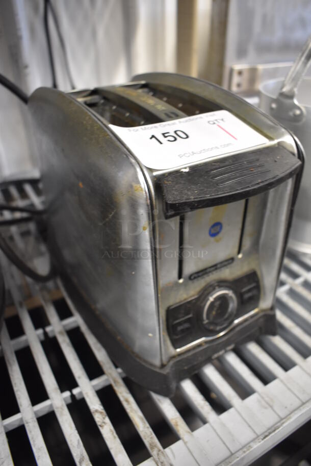 Proctor Silex Chrome Finish 2 Slot Toaster. 6.5x12x8 - Image 3 of 5