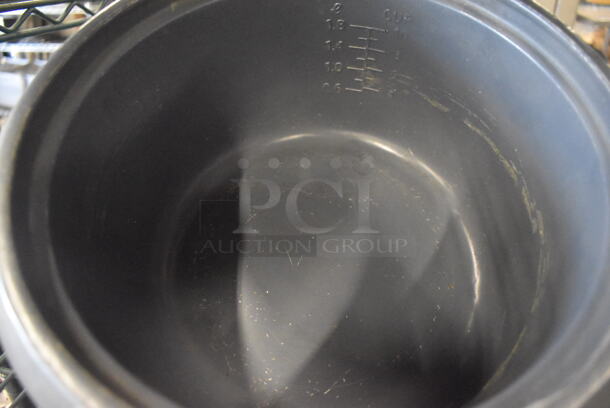 Brentwood TS-480S Metal Countertop Rice Cooker. 120 Volts, 1 Phase. 13x10x9 - Image 3 of 5