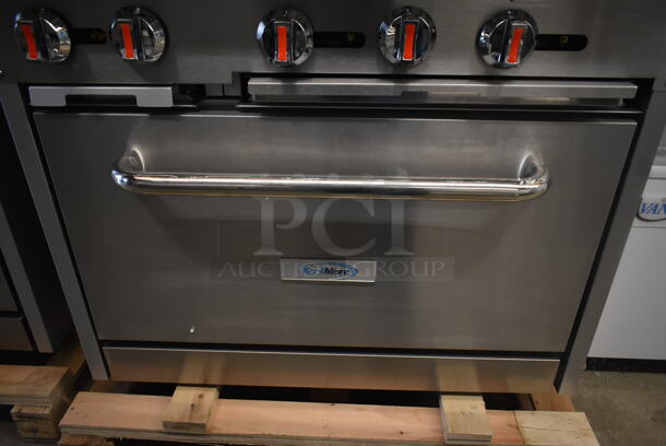 BRAND NEW SCRATCH AND DENT! KoolMore Stainless Steel Commercial Natural Gas Powered 2 Burner Range w/ Flat Top Griddle, Oven, Over Shelf and Back Splash.  - Image 9 of 12