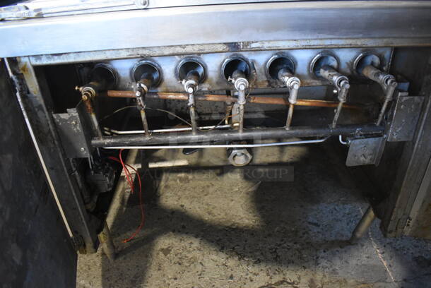 Anets Stainless Steel Commercial Natural Gas Powered Donut Fryer. 41x36x45 - Image 2 of 8