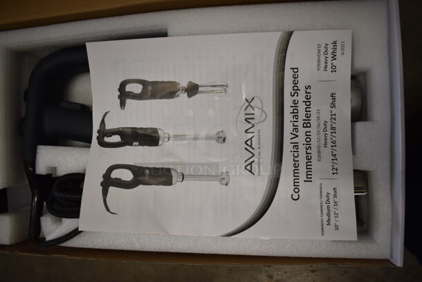 BRAND NEW SCRATCH AND DENT! AvaMix 928IBHD16 Stainless Steel Commercial 16" Shaft Immersion Blender. 120 Volts, 1 Phase. Tested and Working! - Image 6 of 8