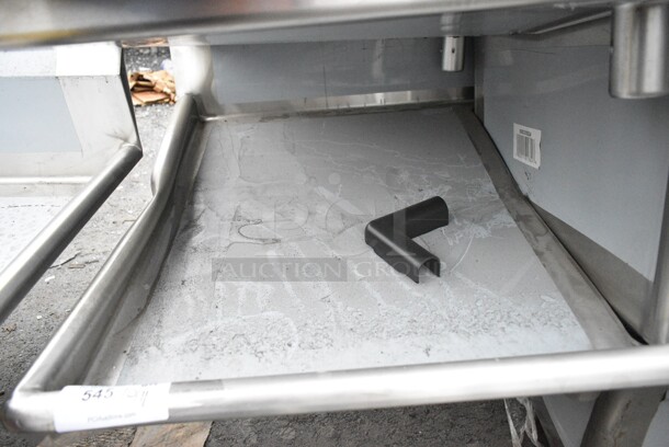 BRAND NEW SCRATCH AND DENT! Regency 600S32028224 115" 16-Gauge Stainless Steel Three Compartment Commercial Sink with 2 Drainboards - 20" x 28" x 14" Bowls. No Legs.  - Image 9 of 10