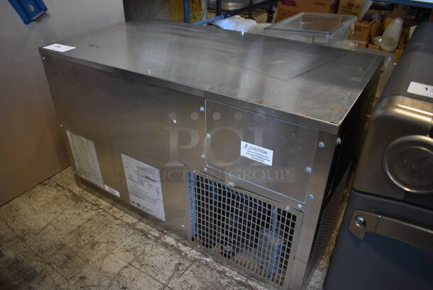 Multiplex SC340-34 Stainless Steel Commercial Remote Water Chiller. 230 Volts, 1 Phase. 36x20x22