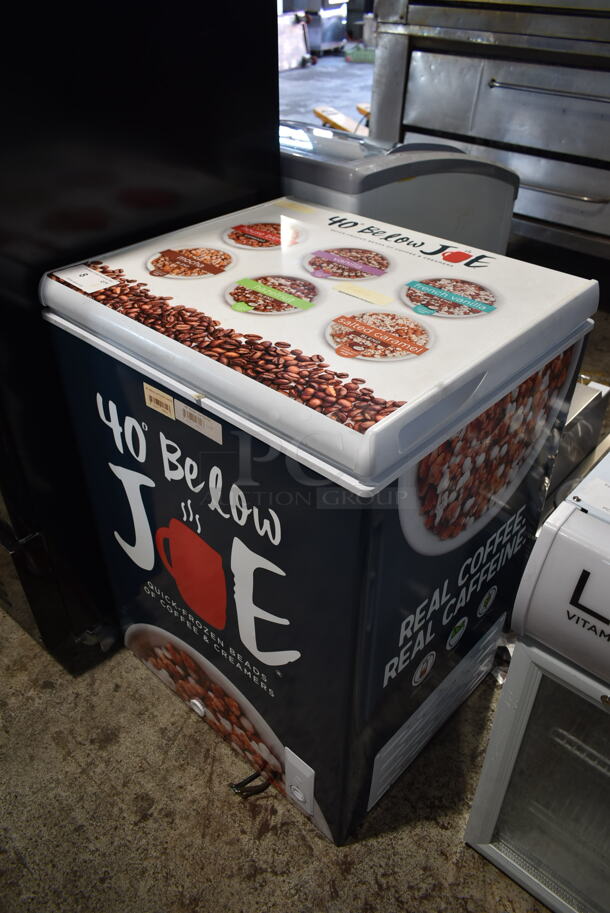 Hotpoint HHM5SRBWW Metal Chest Freezer. 115 Volts, 1 Phase. Tested and Working! - Image 2 of 5