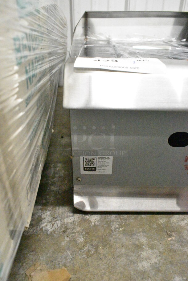 BRAND NEW SCRATCH AND DENT! 2023 Cooking Performance Group CPG 351GTCPG15NL 15" Natural Gas Countertop Griddle with Flame Failure Protection and Thermostatic Controls. 30,000 BTU  - Image 8 of 10