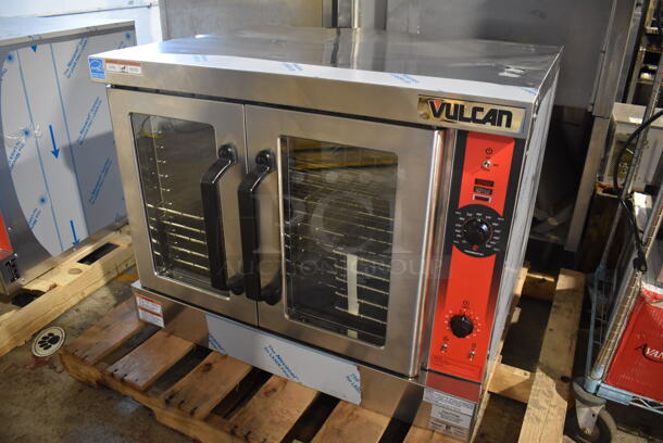 BRAND NEW SCRATCH AND DENT! LATE MODEL! Vulcan VC4GD-11D150K ENERGY STAR Stainless Steel Commercial Natural Gas Powered Powered Full Size Convection Oven w/ View Through Doors, Metal Oven Racks and Thermostatic Controls. 40x32x31.5. Tested and Working! - Image 3 of 7