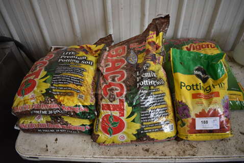 ALL ONE MONEY! Lot of 6 Various Bags; 4 Bacto Premium Potting Soil, MiraGro Potting Soil and Vigoro Soil