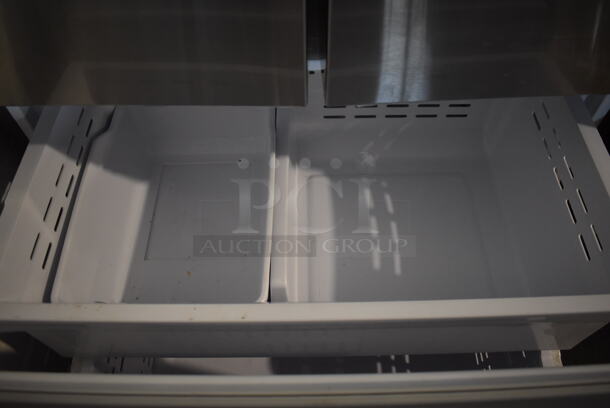 BRAND NEW SCRATCH AND DENT! Samsung RF18A5101SR Stainless Steel French Style Cooler Freezer Combo. 115 Volts, 1 Phase. 32x28x70. Tested and Working! - Image 6 of 7
