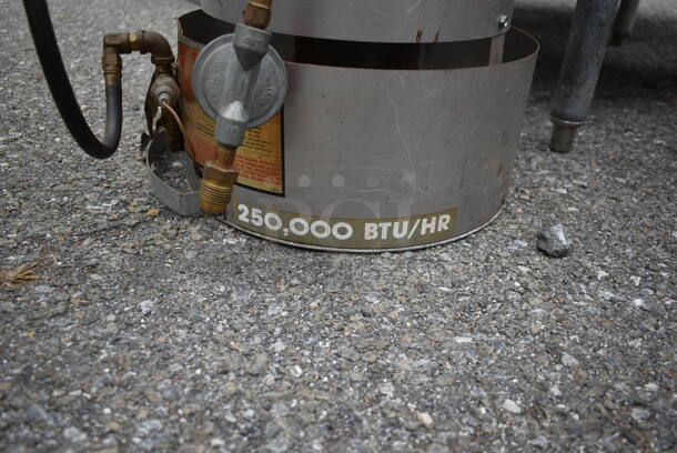 Scheu Metal Propane Gas Powered Heater. - Image 5 of 5
