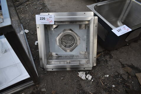 BRAND NEW SCRATCH AND DENT! Stainless Steel Commercial Trough