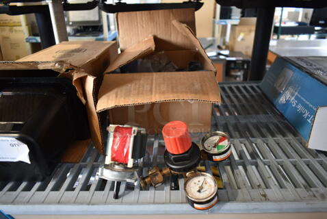 ALL ONE MONEY! Lot of Gauge and Metal Piece