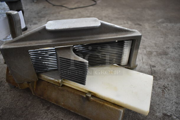 Nemco 56600 Metal Commercial Countertop Tomato Slicer. - Image 4 of 5