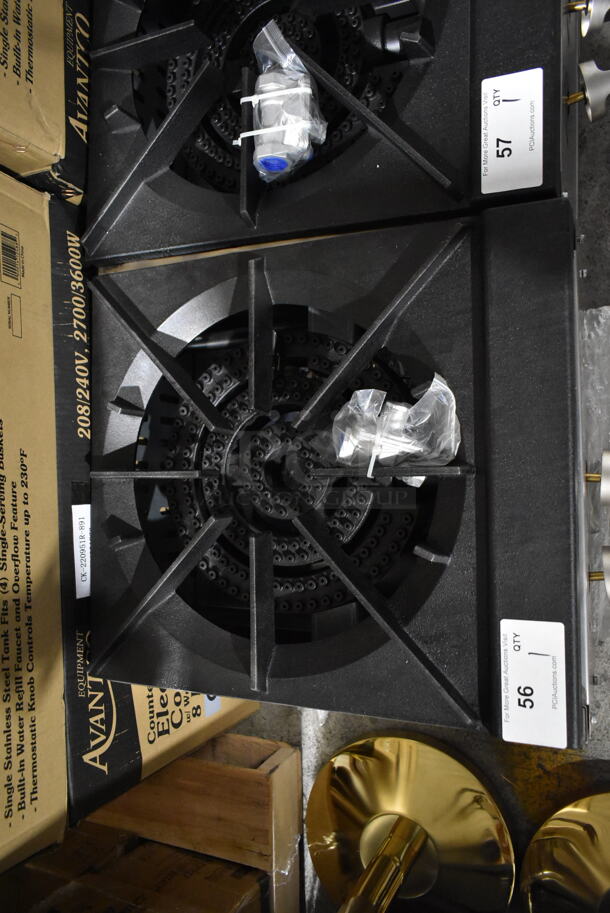 BRAND NEW SCRATCH AND DENT! Cooking Performance Group CPG 351CPGSP18L Stainless Steel Commercial Countertop Propane Gas Powered Single Burner Stock Pot Range. 80,000 BTU.  - Image 3 of 5