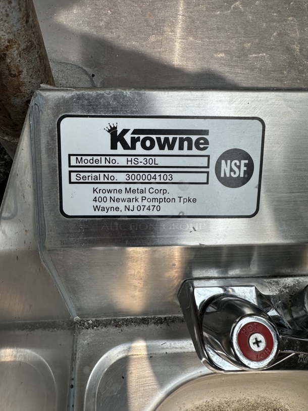 Krowne HS-30L Stainless Steel Commercial Single Bay Wall Mount Sink w/ Side Splash Guards, Faucet and Handles.  - Image 4 of 7