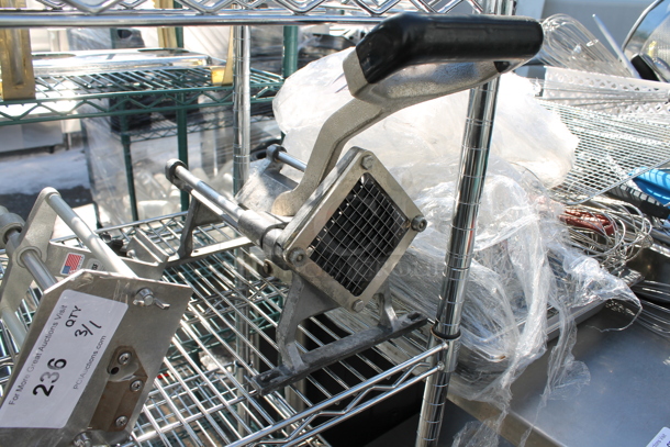 Metal Vegetable Slicer. - Image 2 of 2