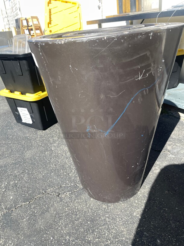 Commerical Patio Trash Receptacles  - Image 2 of 5