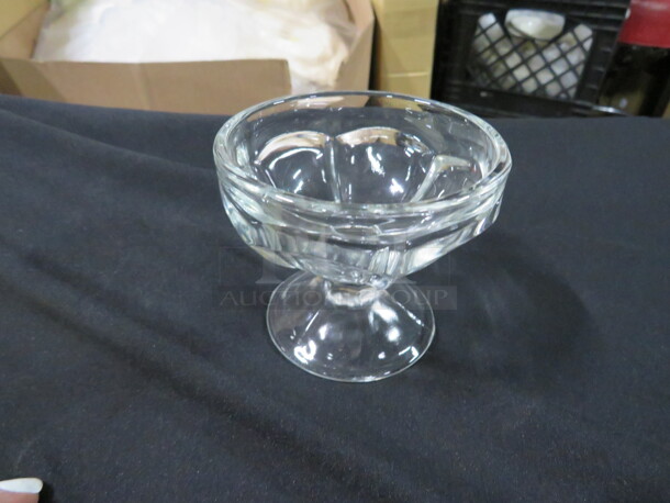 Glass Sherbert Dish. 7XBID