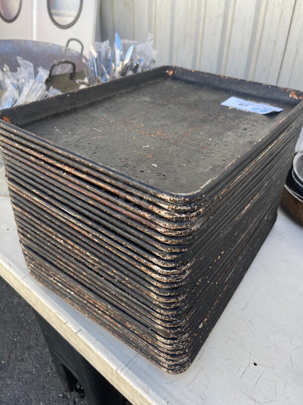 Commercial Aluminum 1/2 Sheet Great For Baking NSF - Image 3 of 7