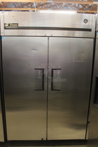 2014 True TG2R-2S ENERGY STAR Stainless Steel Commercial 2 Door Reach In Cooler w/ Poly Coated Racks on Commercial Casters. 115 Volts, 1 Phase. Tested and Working!